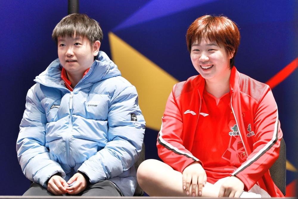 橄榄球明星凯尔西引领赛场风云激战全记录